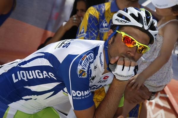 Ivan Basso (Liquigas-Cannondale) awaits the start