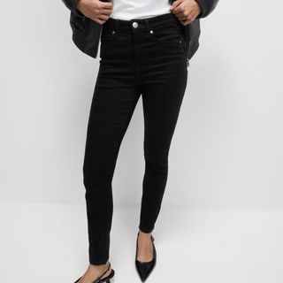 black skinny jeans