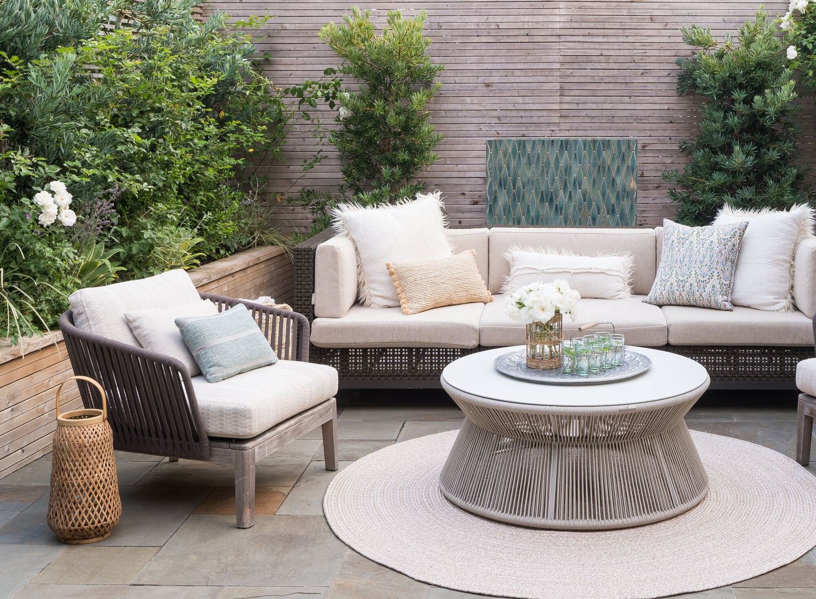 How to make outdoor furniture better for lounging on Livingetc