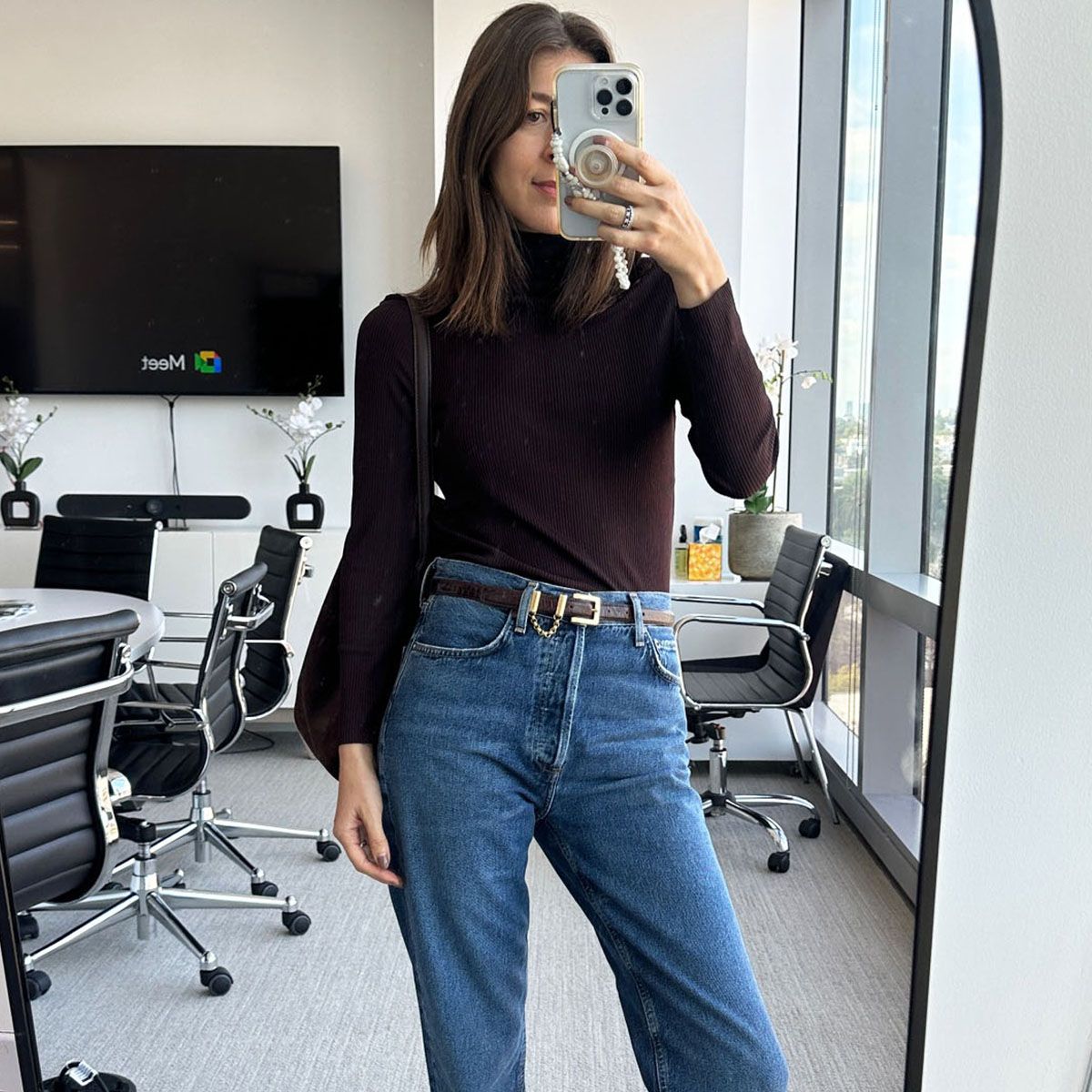 How to Style Straight Leg Jeans - Wishes & Reality