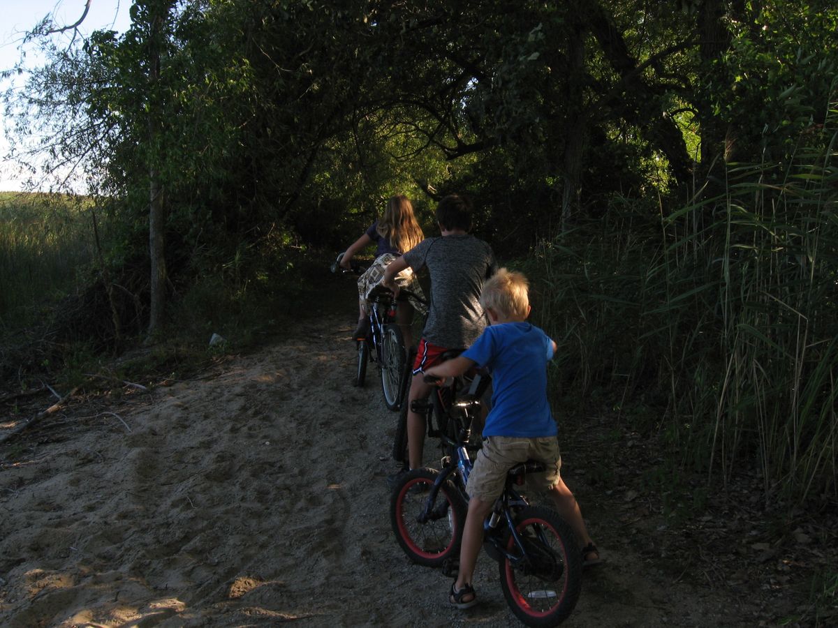 A camping photo taken with the Canon PowerShot A540, a compact camera announced in 2006