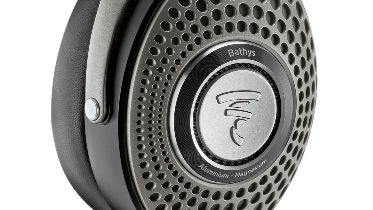 Wireless headphones: Focal Bathys