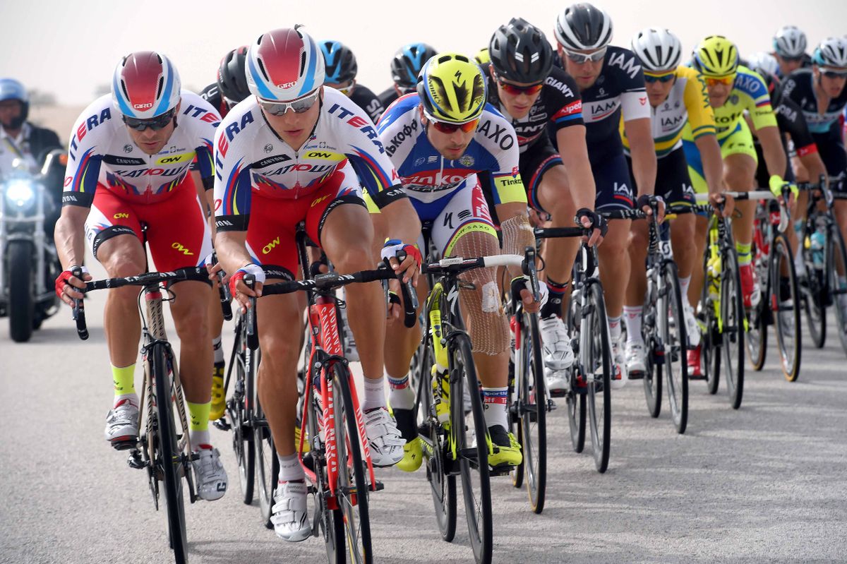 Peter Sagan (Tinkoff-Saxo) takes advantage of the Katusha train