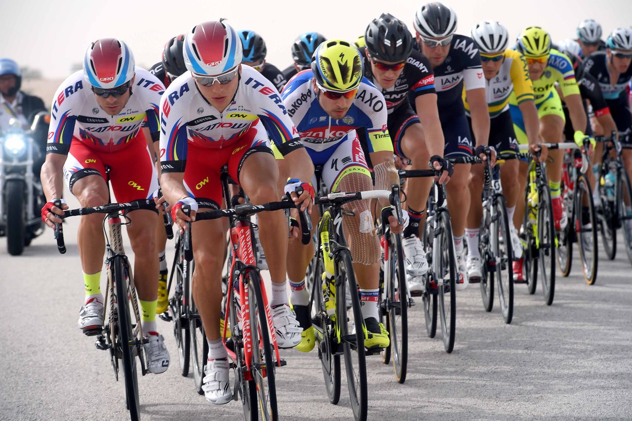 Peter Sagan (Tinkoff-Saxo) takes advantage of the Katusha train