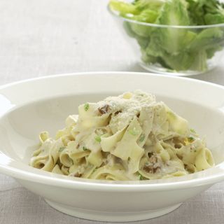Tagliatelle with Gorgonzola and Toasted Walnuts