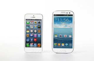 Samsung Galaxy S III vs. iPhone 5