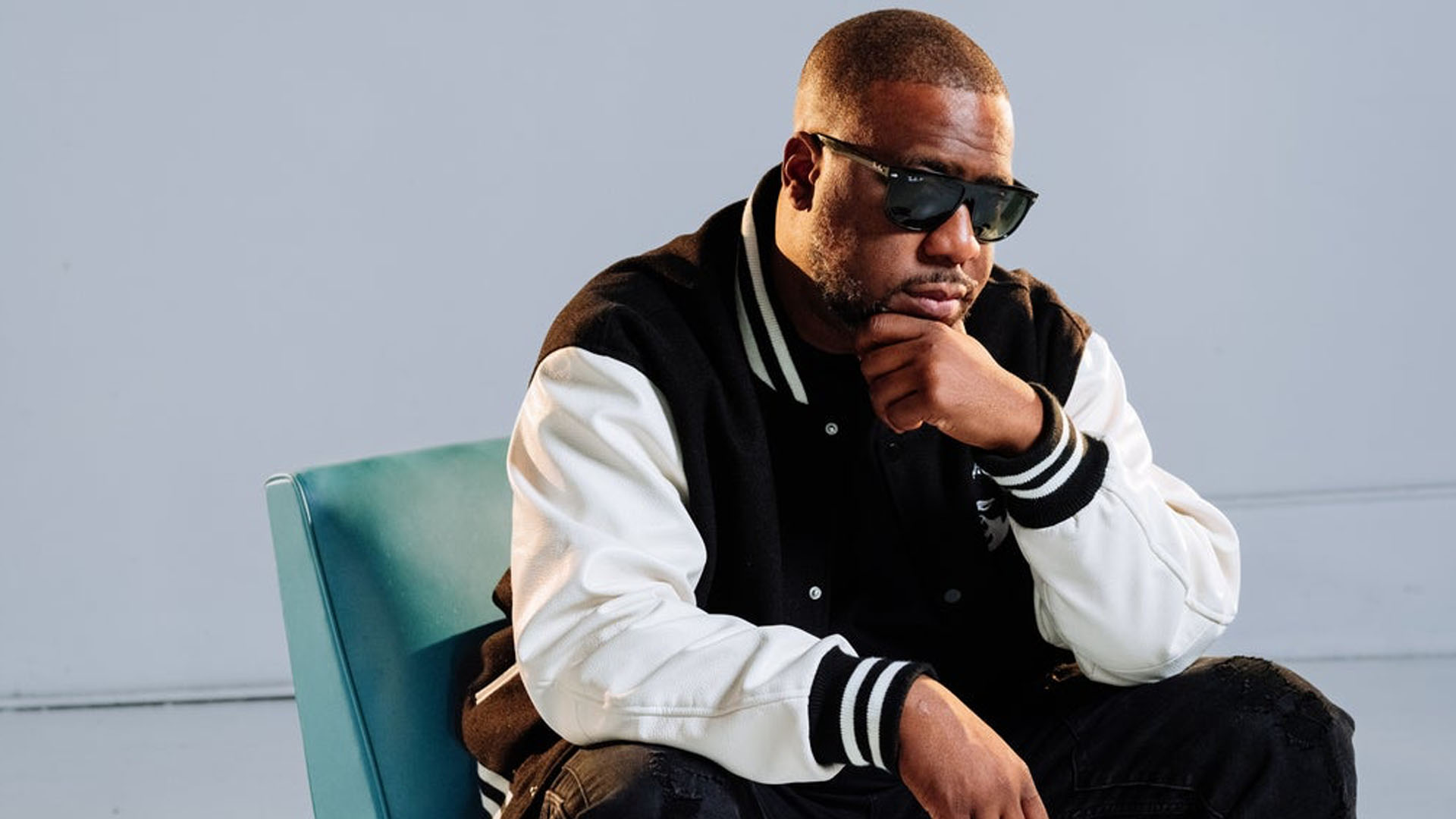 A photo of Robert Glasper. 