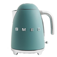 Smeg Electric Tea Kettle in Matte Jade Green