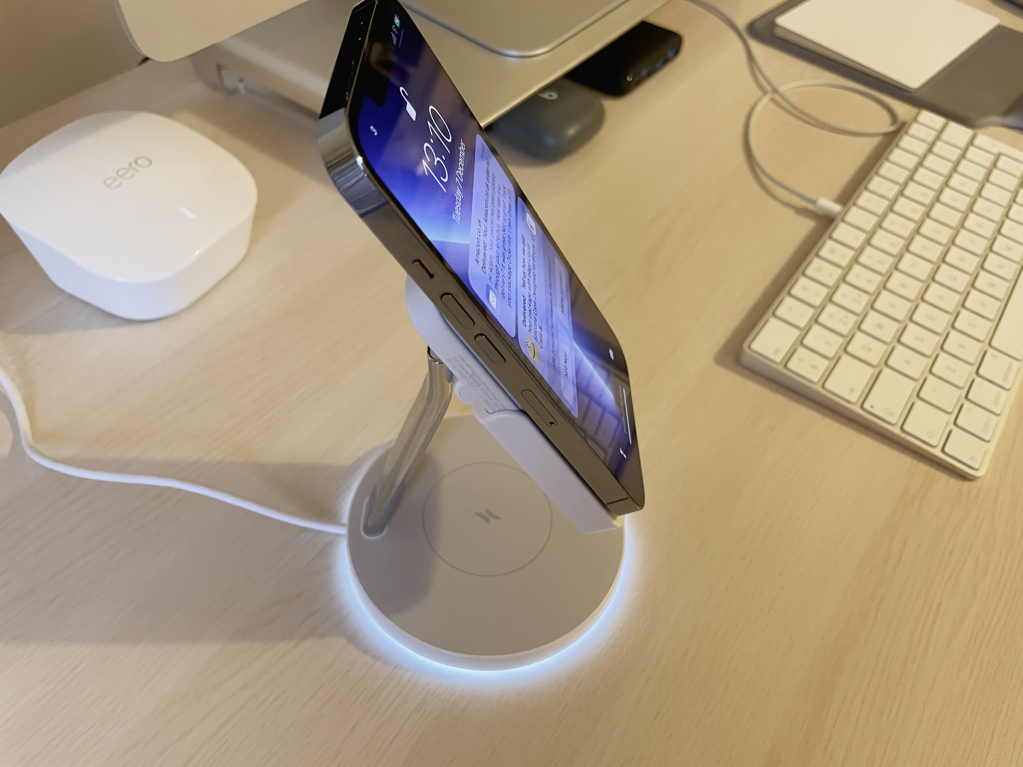ækvator støj Begyndelsen Anker MagGo 633 Magnetic Wireless Charger review: A 4-in-1 MagSafe stand  worthy of your desk space | iMore