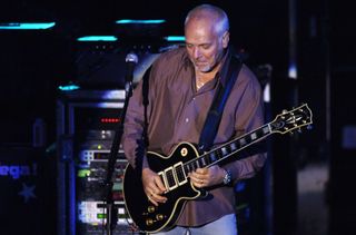 Peter Frampton performs onstage at the Mountain Winery in Saratoga, California on September 10, 2007