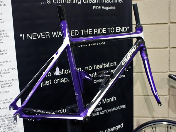 Most people don't normally think of Cyfac as a handbuilt company but its carbon fiber Absolu is still built in France and is available in fully custom geometry.