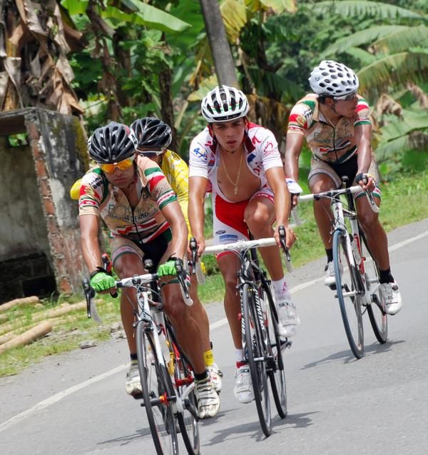 Camargo and Duarte broke free on the climb.