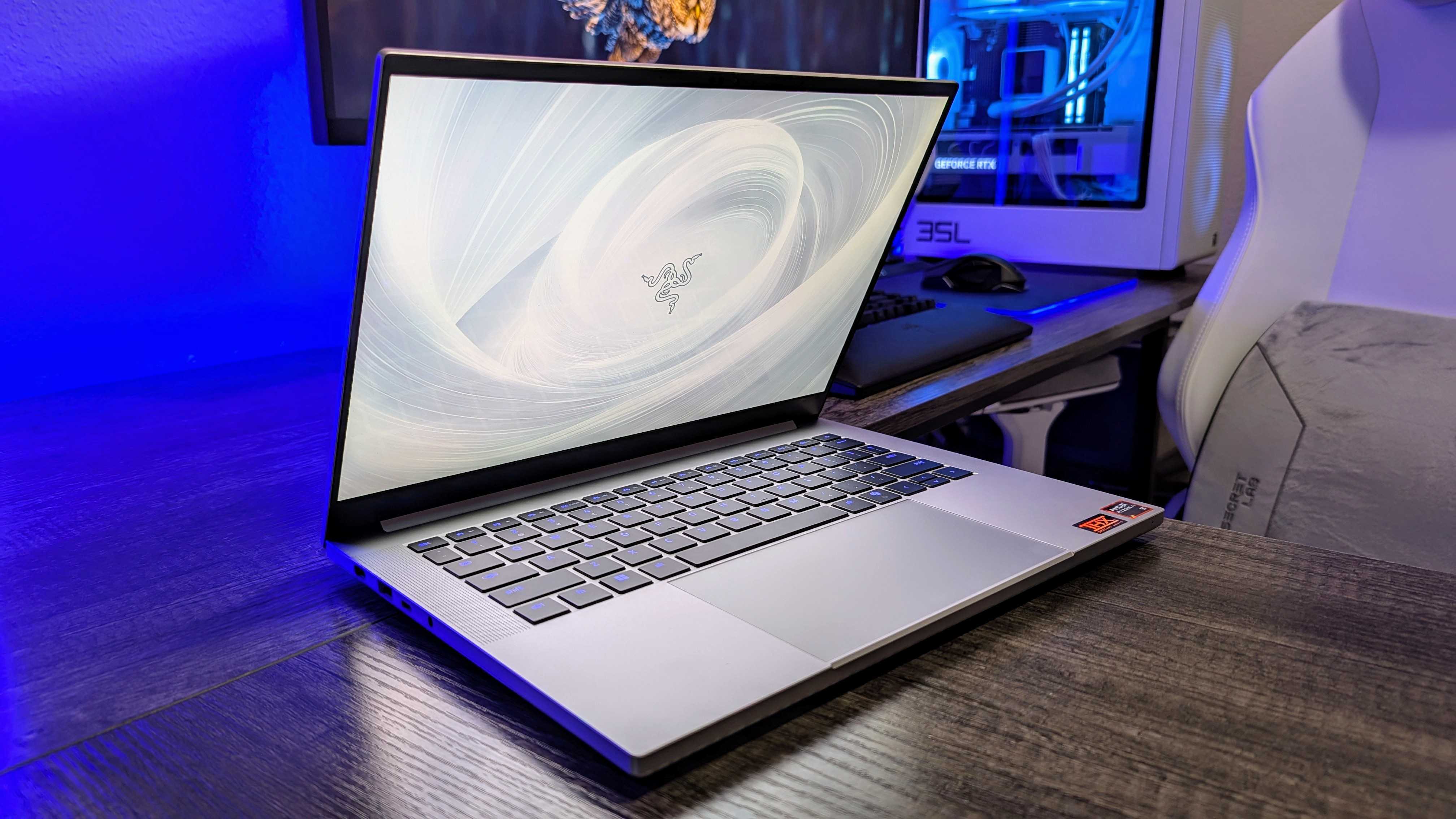 Image of the Razer Blade 14 (2025).