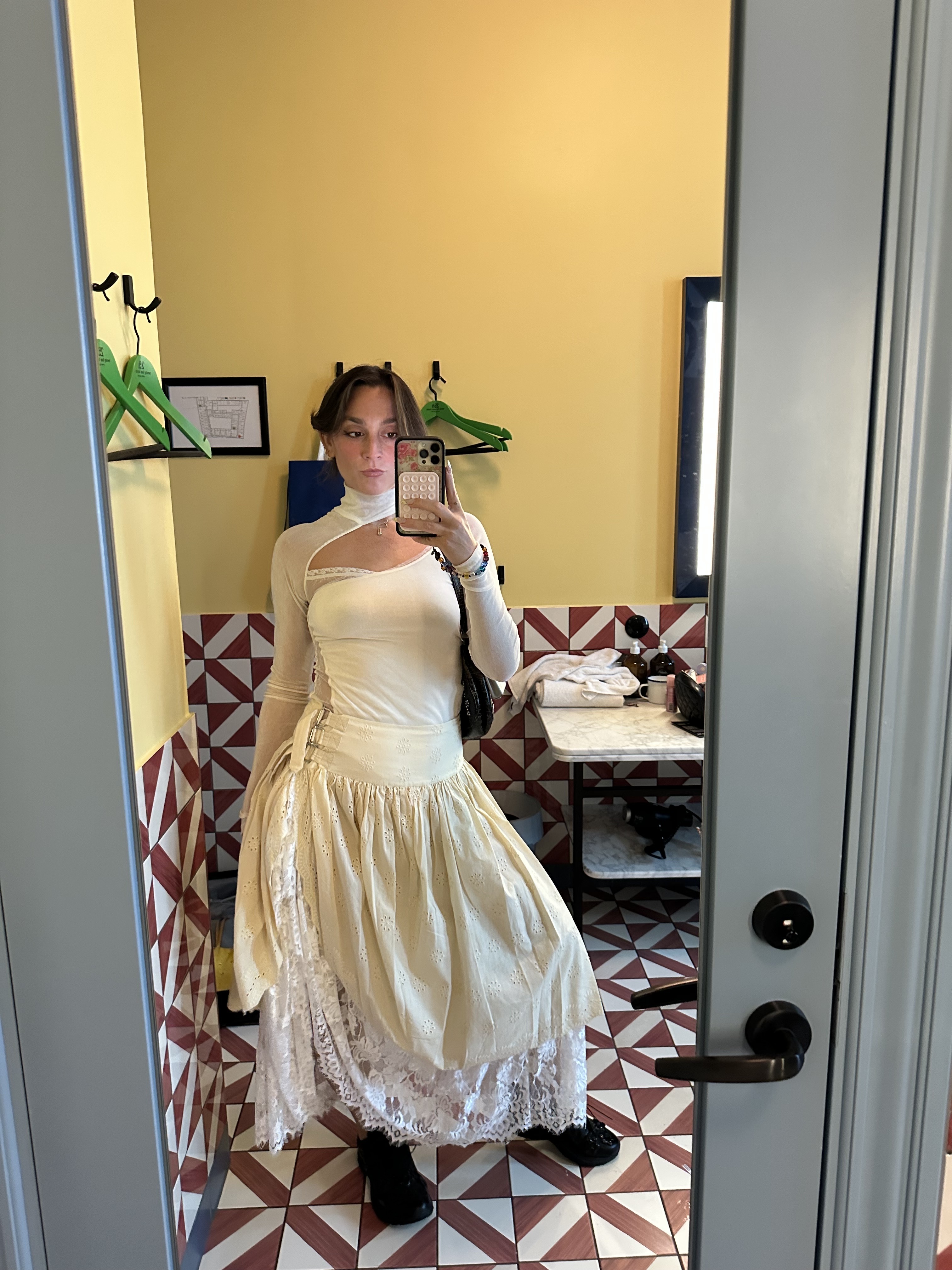 Outfit selfies
