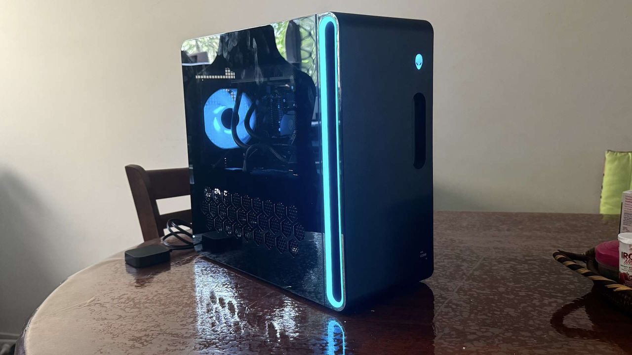 Alienware Aurora R16 gaming PC