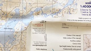 how to orientate a map: magnetic declination guidance on a map