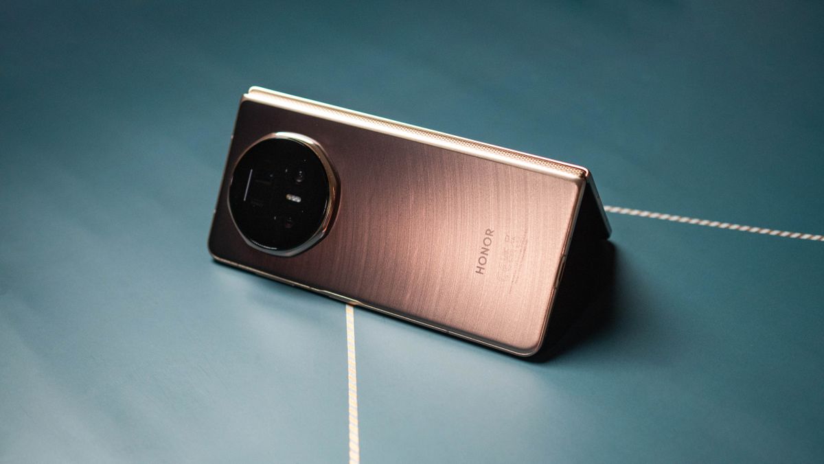 Honor Magic V5 review on Android Central