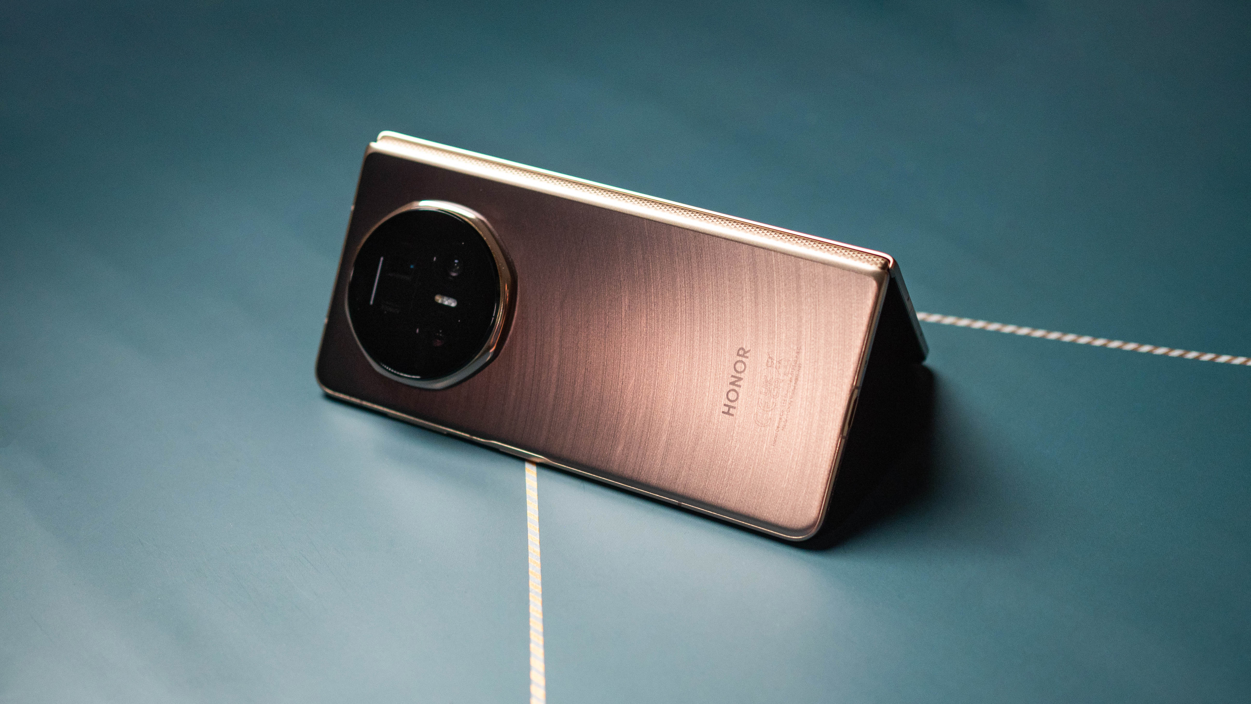 The Honor Magic V5 is a actually ‘thincredible’ telephone with an edge over the Galaxy Fold 7
