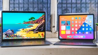 MacBook Air vs iPad Pro