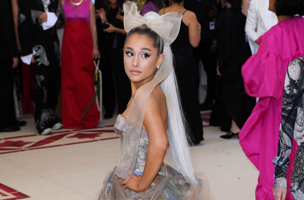 ariana grande engaged