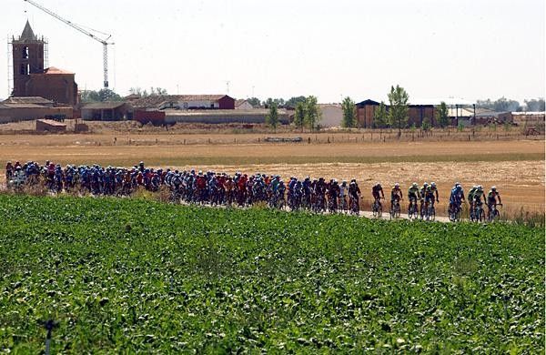 The peloton rolls through the Spanish countryside.