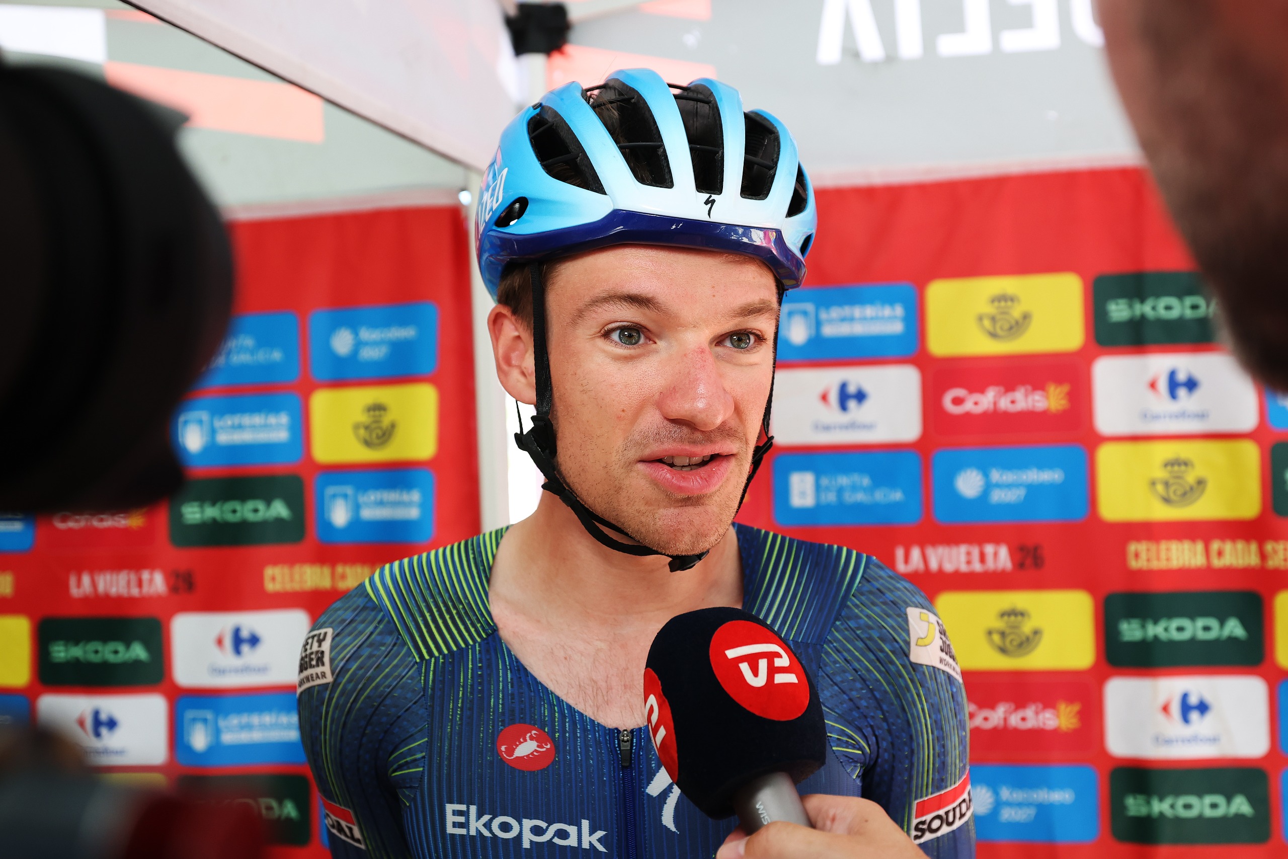 DOS HERMANAS, SPAIN - SEPTEMBER 09: Ethan Hayter of Great Britain and Team Soudal Quick-Step meets the media press at start prior to the La Vuelta - 81st Tour of Spain 202, Stage 17 a 185km stage from Dos Hermanas to Sevilla / #UCIWT / stage from on September 09, 2026 in Dos Hermanas, Spain. (Photo by Alexander Hassenstein/Getty Images)