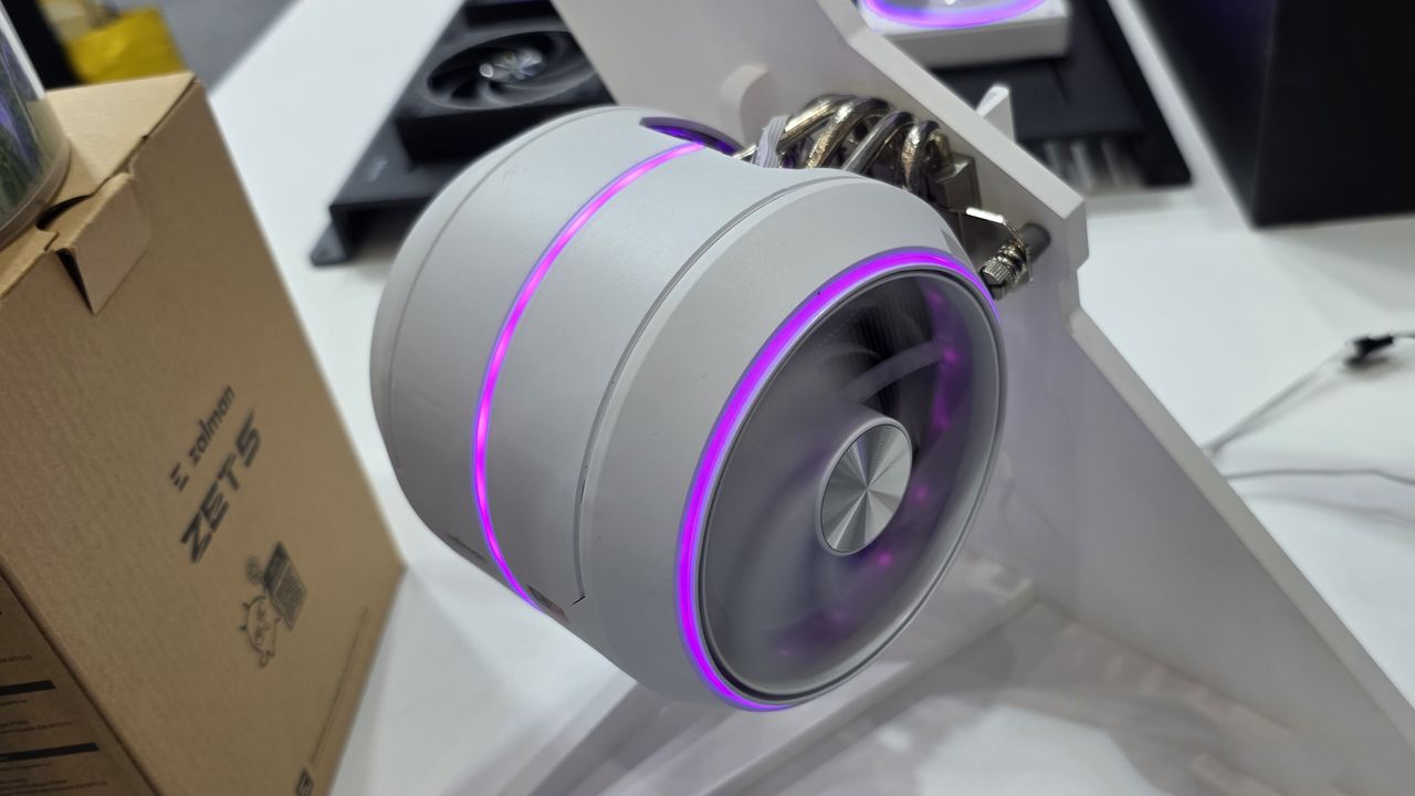 The Zalman ZET5 CPU air cooler showcased at Computex 2025