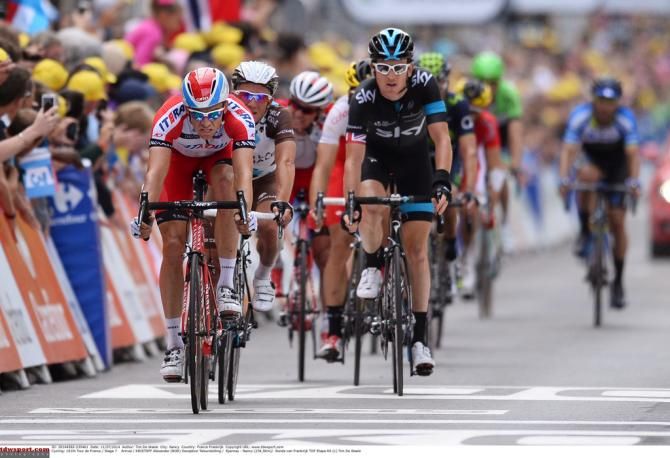 Alexander Kristoff (Katusha) and Geraint Thomas (Team Sky)