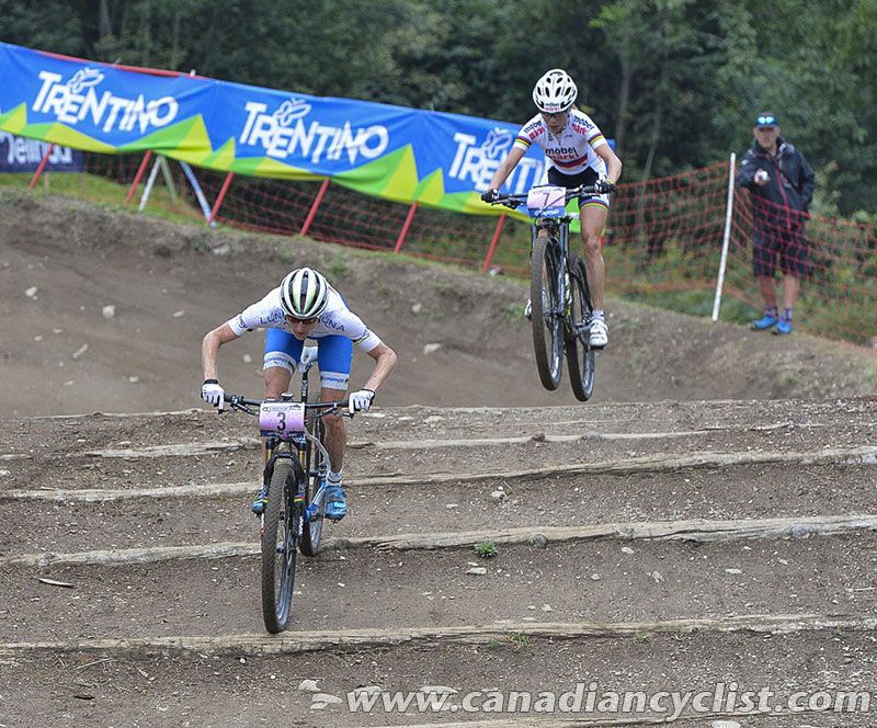 Catharine Pendrel (Luna Pro Team) leading