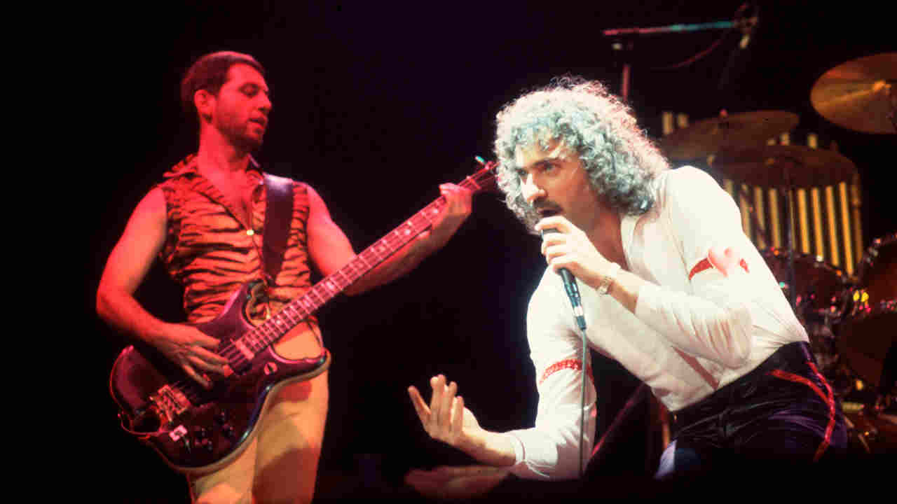 Styx’s Chuck Panozzo and Dennis DeYoung performing onstage in 1978