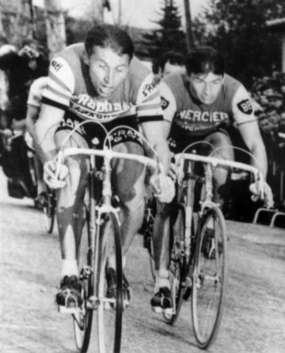 A familiar scene: St-Rapha&euml;l rider Jacques Anquetil (l) and Mercier's Raymond Poulidor duke it out.