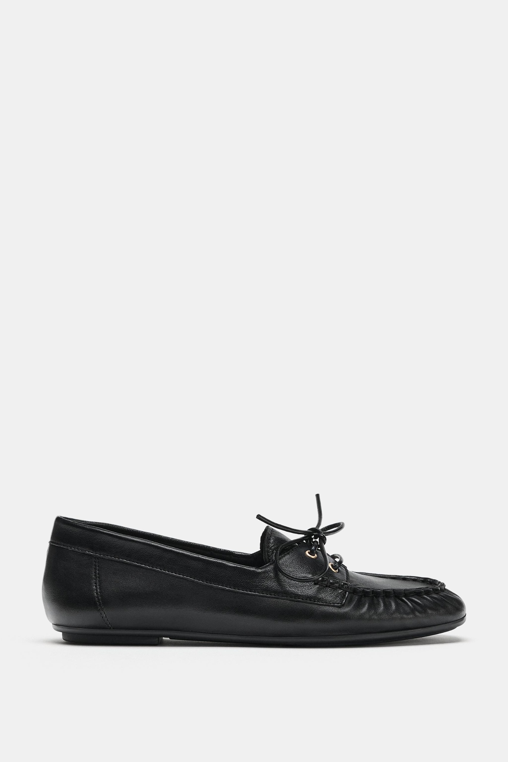 Leather Boat Shoes - Black - 5