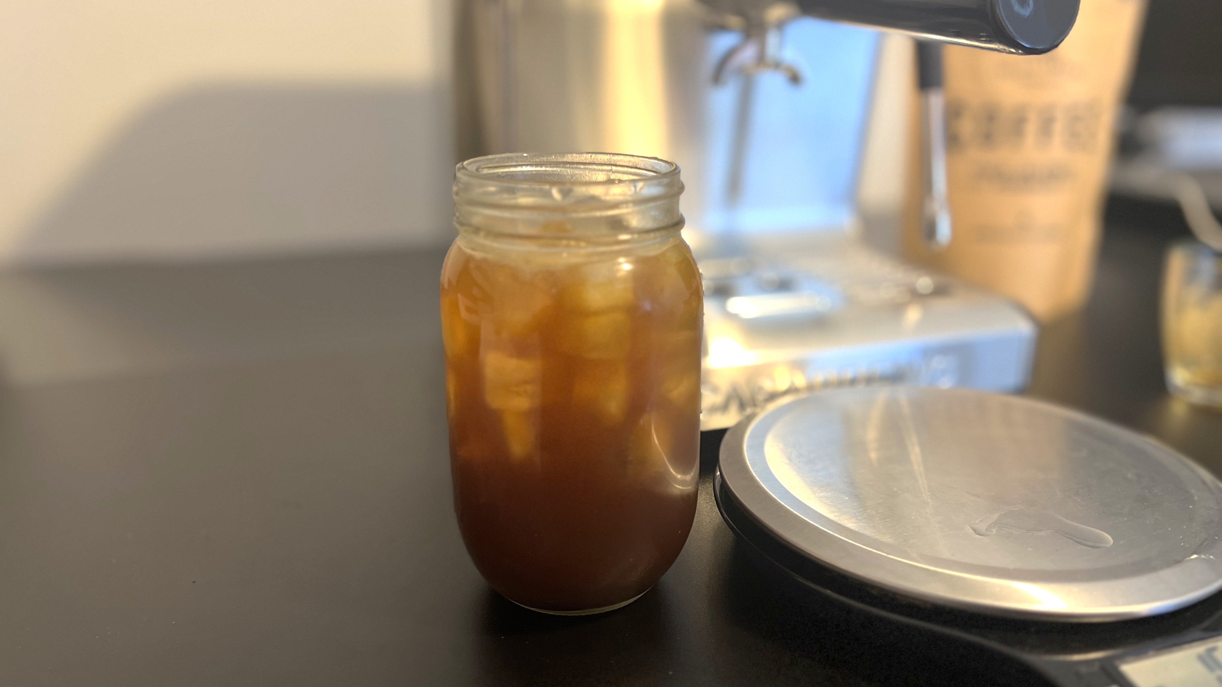 Iced americano prepared using Casabrews Ultra Espresso Machine