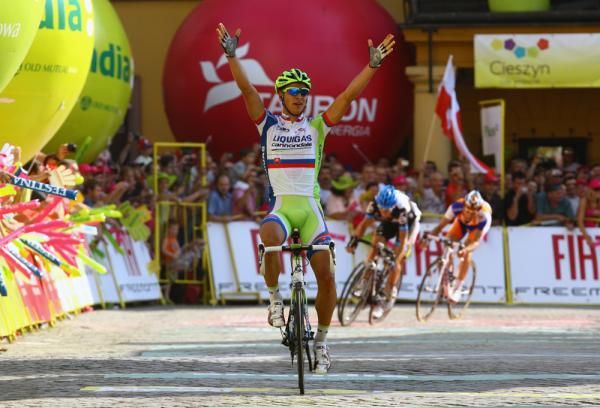 Peter Sagan takes the sprint victory.
