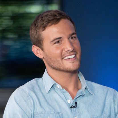 The Bachelor Visits Extra