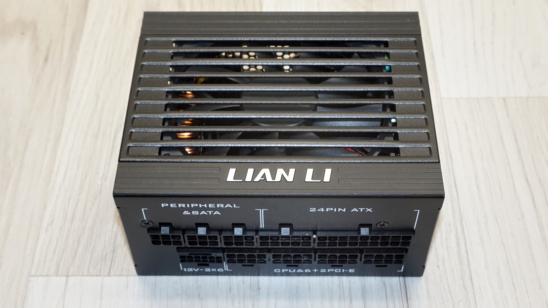 Lian Li SP1000P SFX PSU