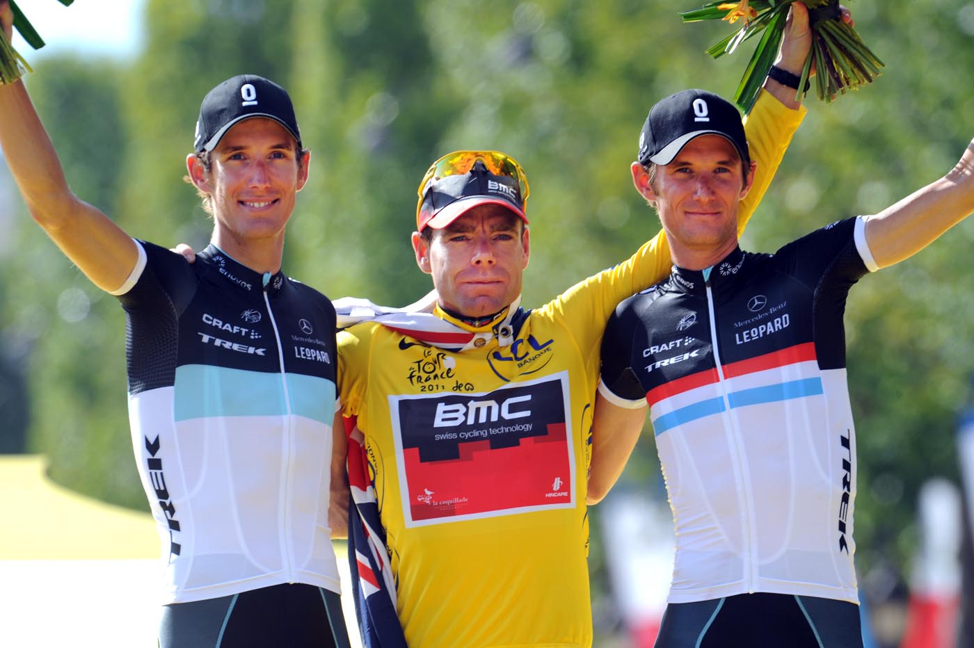 bus bag fup Evans wins 2011 Tour de France overall as Cavendish clinches green jersey |  Cycling Weekly