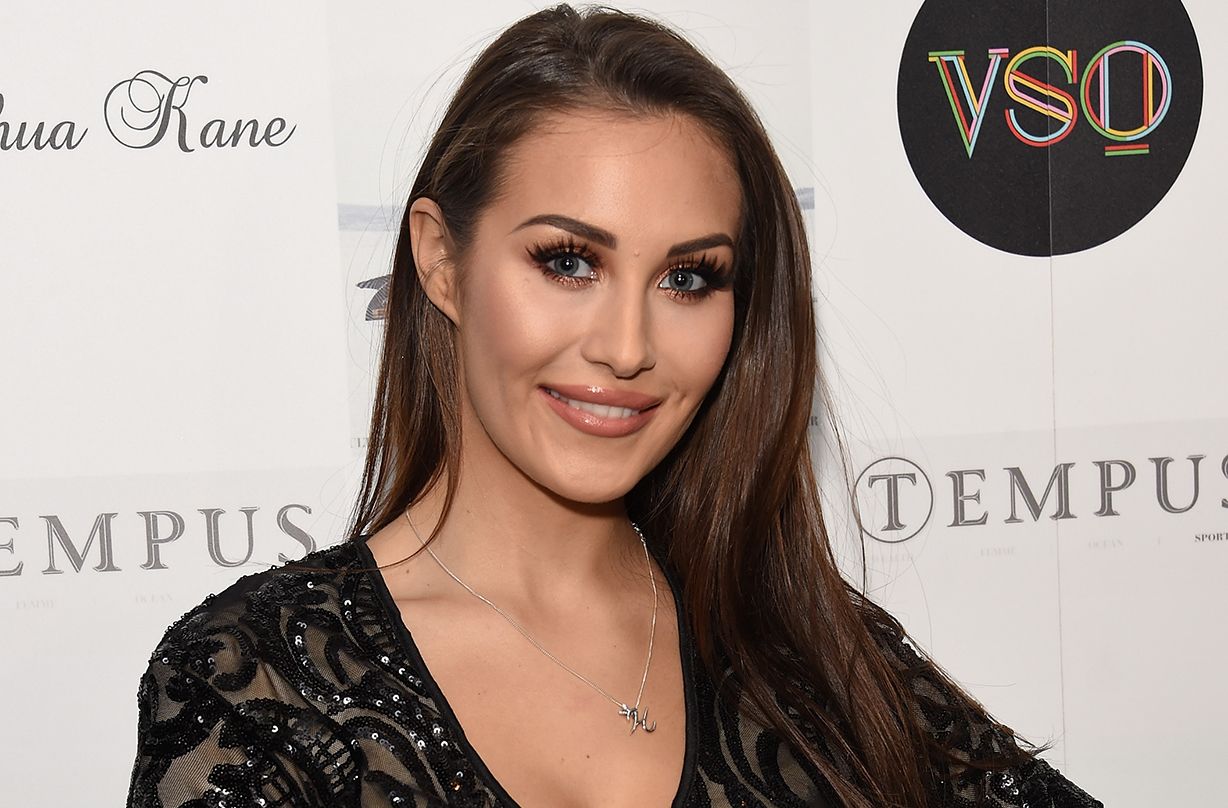 chloe goodman expecting first child