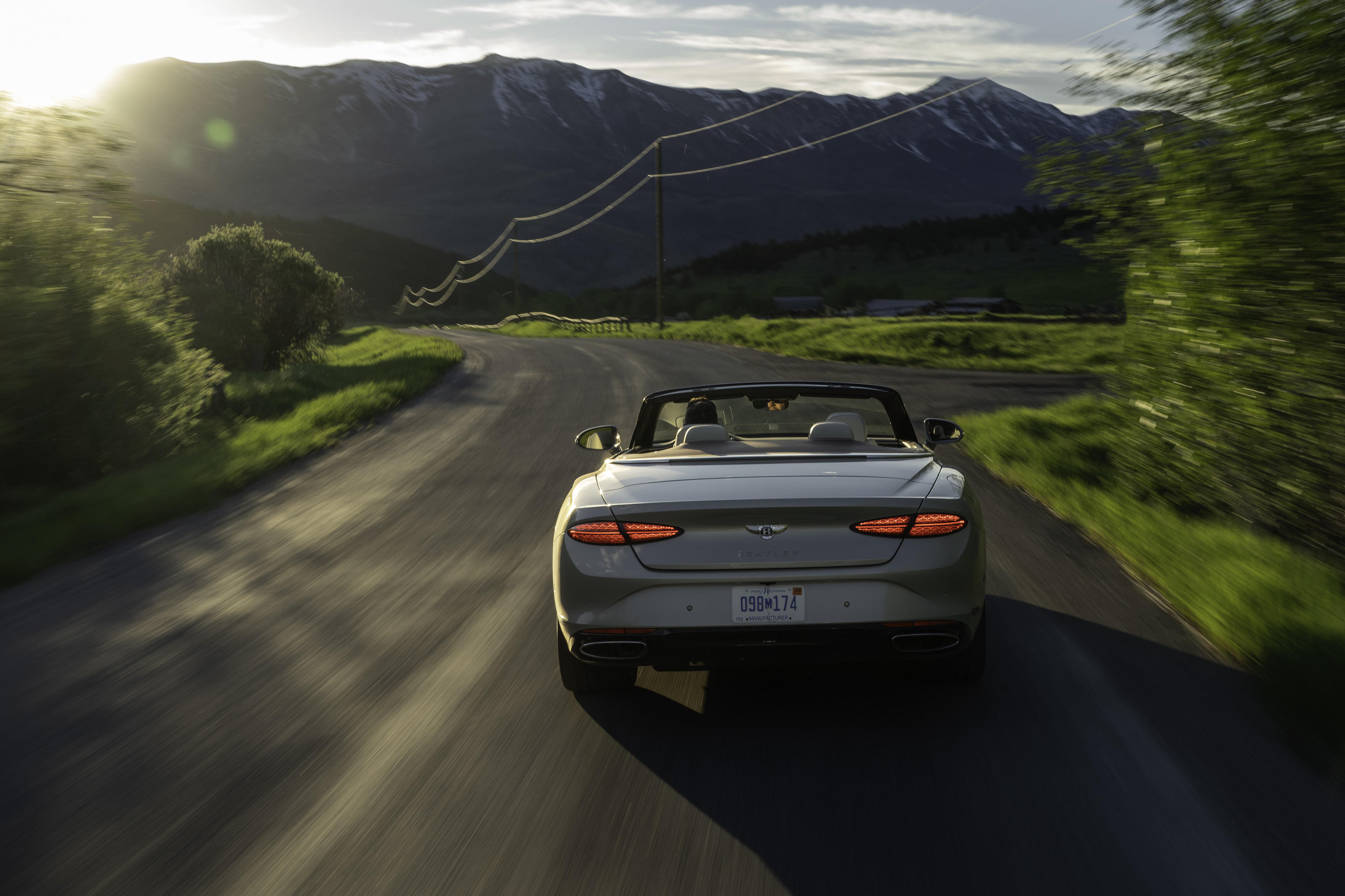 Bentley Continental GTC in White Sand