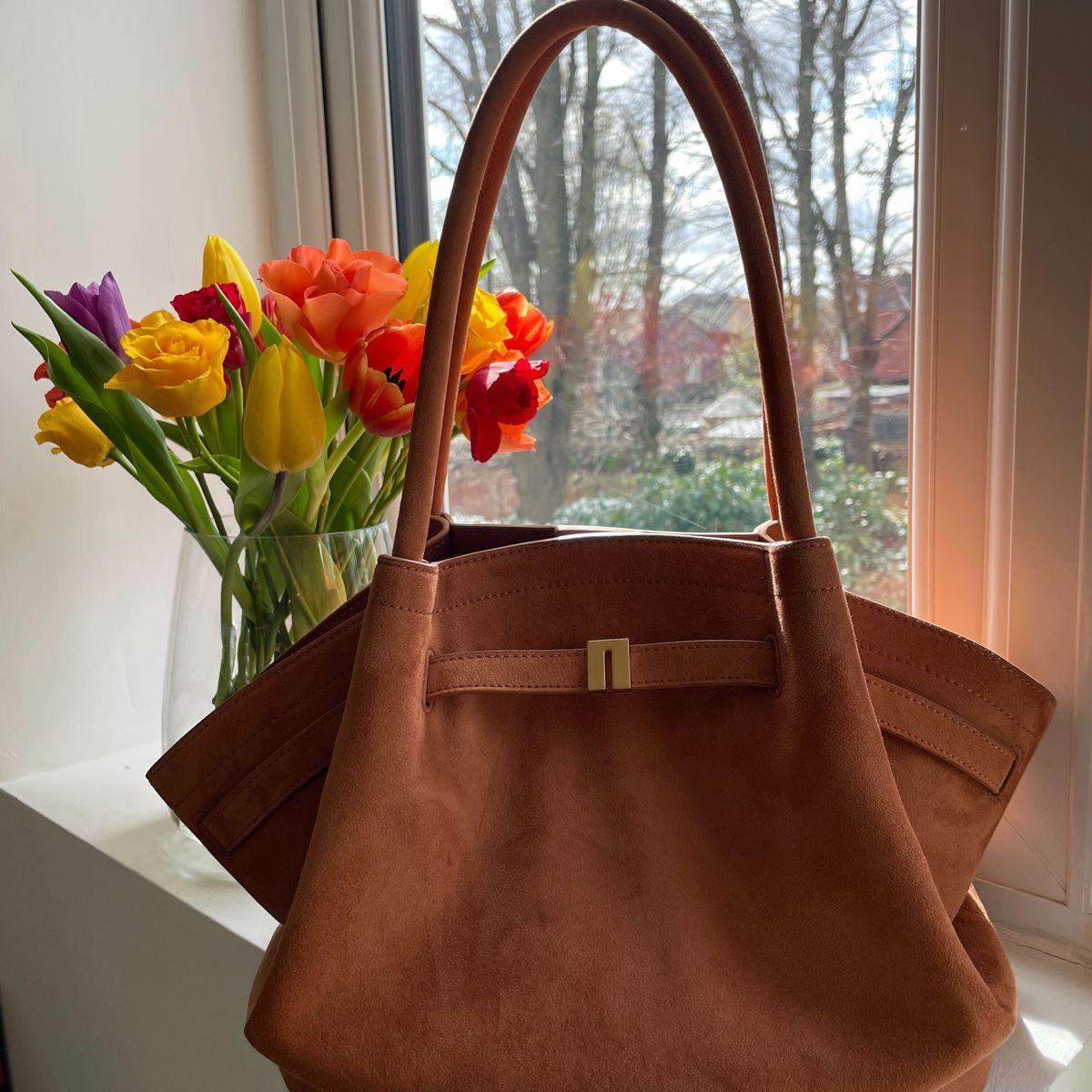 I Honestly Gasped When I Saw This Chic Bag In the Amazon Sale