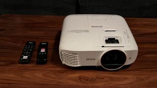 Epson Home Cinema 2250 home projector