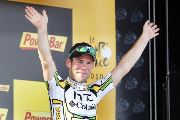 Mark Cavendish (HTC-Columbia) on the podium at Gueugnon