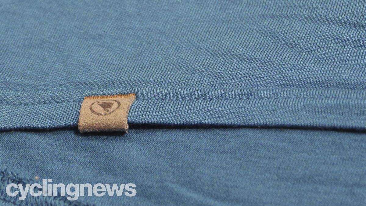 Endura BaaBaa blend base layer