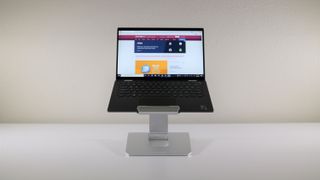 Laptop-stativ en hjelpende hånd til din laptop