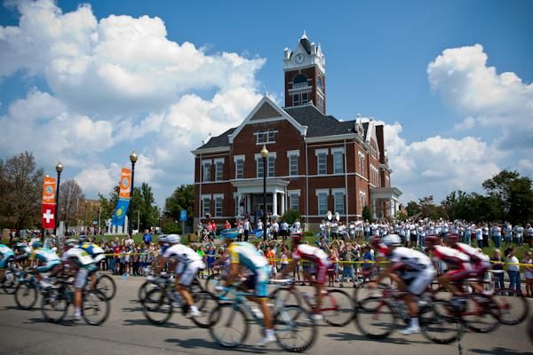 The town of Perryville greeted the riders with the local high school marching band and lots of kids.