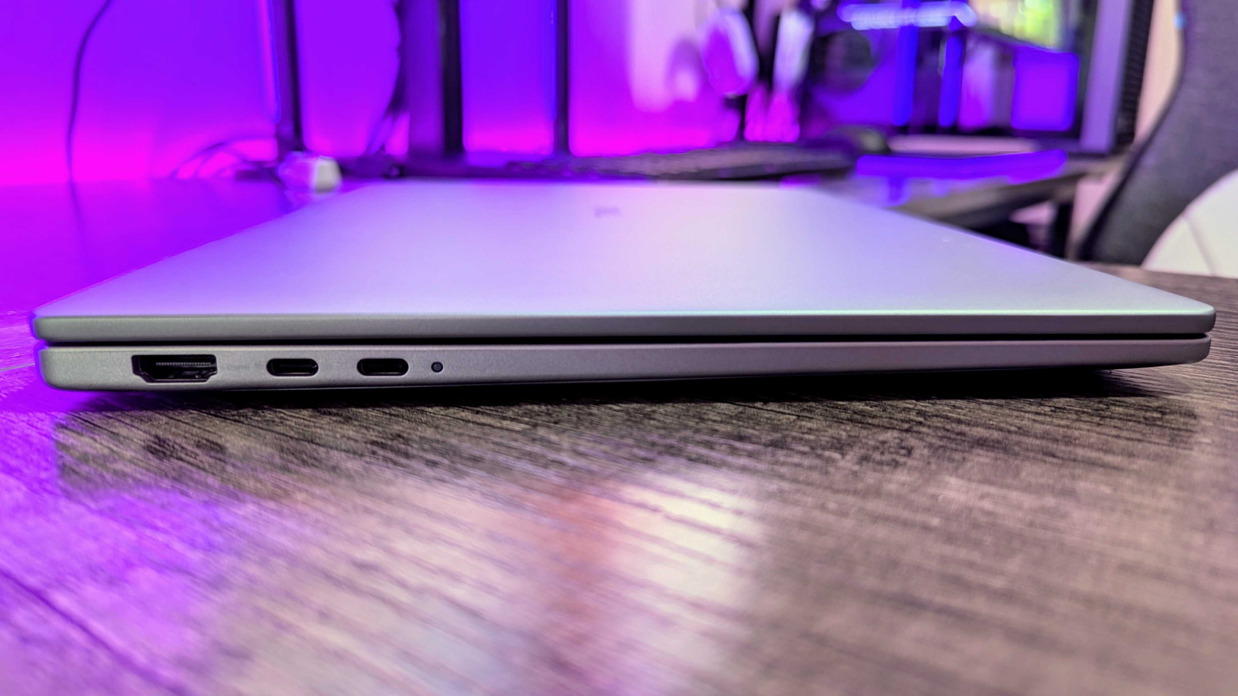 Image of the Dell 14 Plus (DB14255).