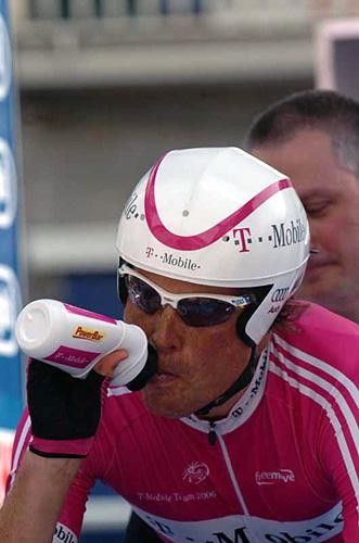 Jan Ullrich (T-Mobile) on the start ramp