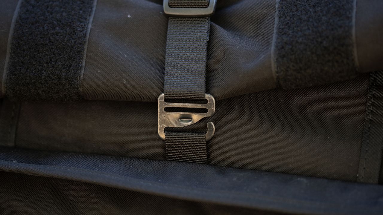 Mission Workshop Rhake rolltop latch