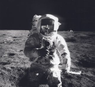 Apollo 12 astronaut