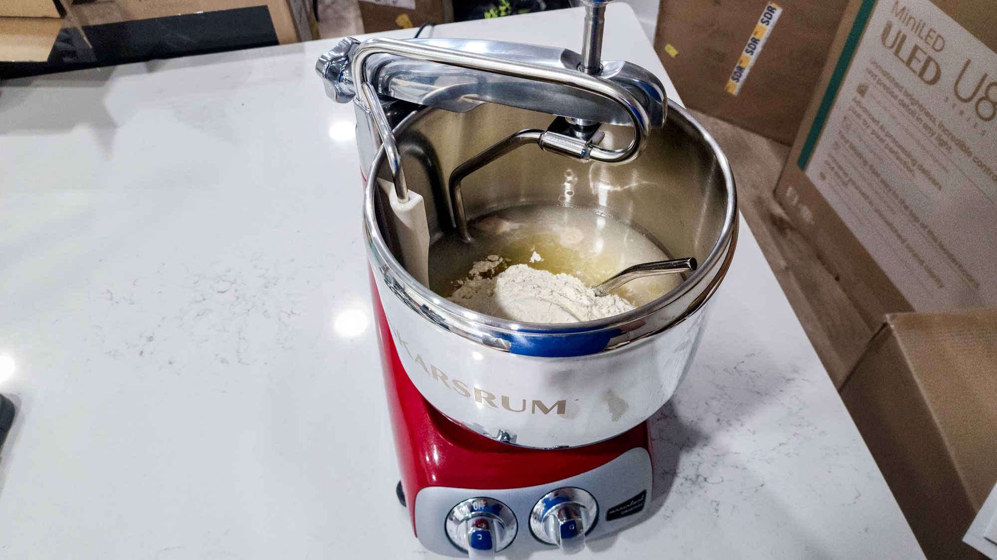 Ankarsrum Assistent Original stand mixer with dough hook